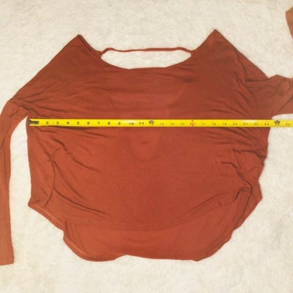 LUSH SELF Long Sleeve Asymmetrical Cut Top - Picture 8 of 8